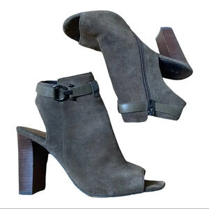 Coach open toe heel lafayette olive green size 10